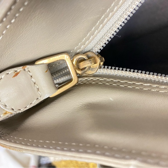 Lancel - Picture 8 of 8